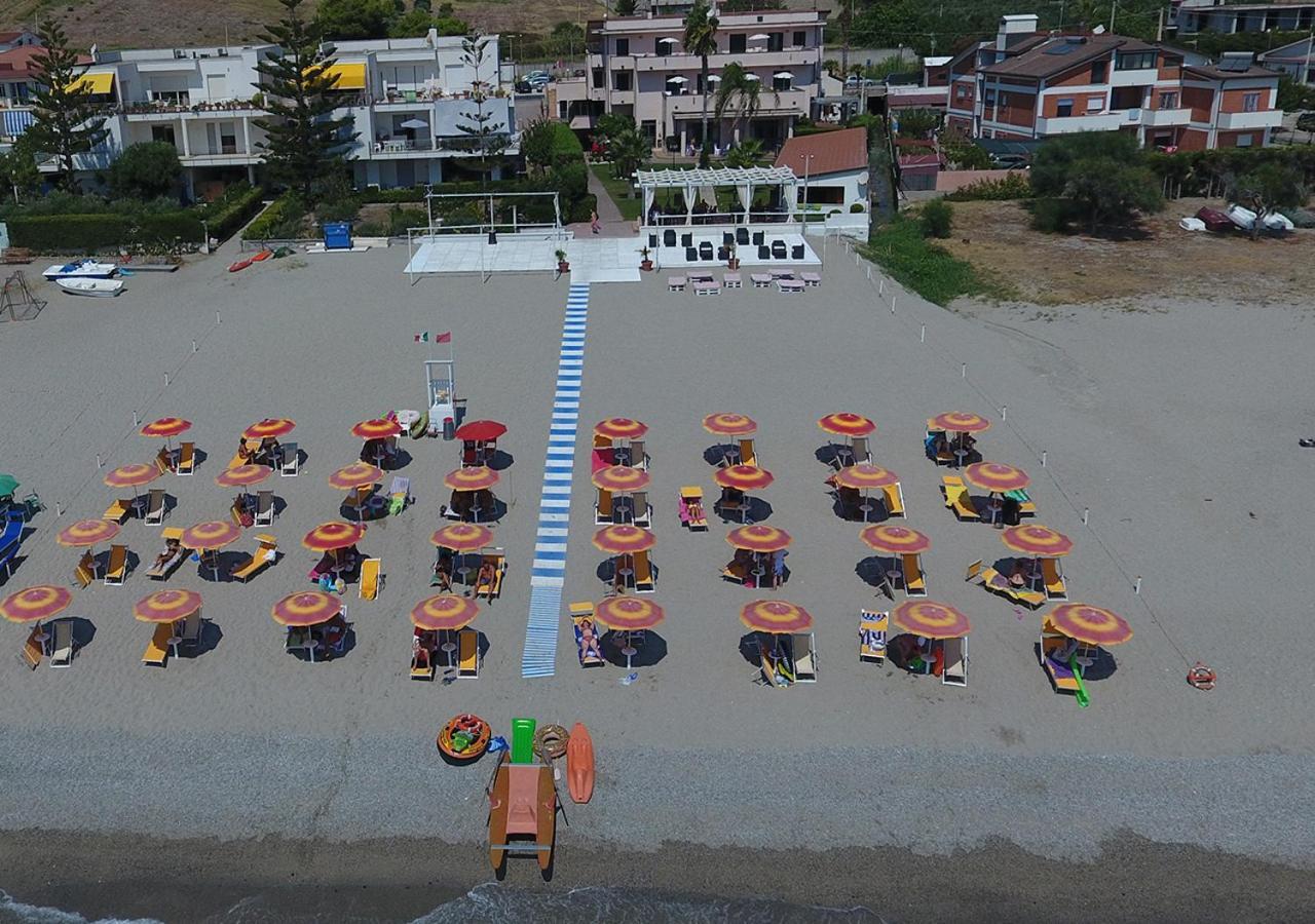 Hotel Federica リアーチェ・マリーナ エクステリア 写真